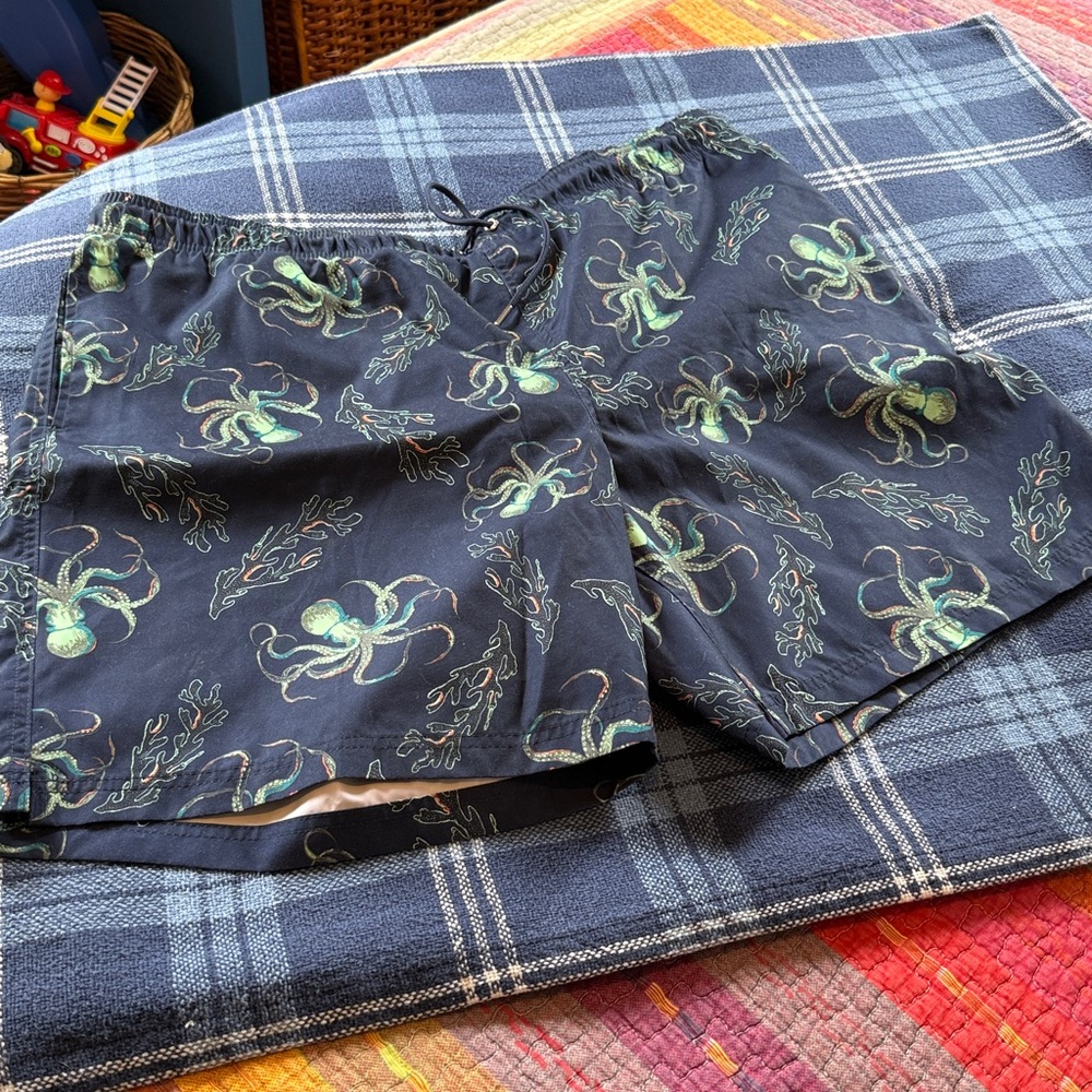 Lands' End Men's Swim Trunks - Dark Blue with Lime Octopus Pattern